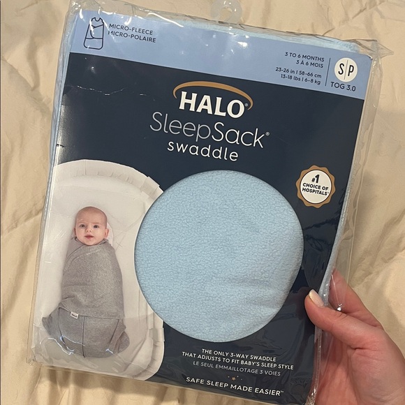 Halo SleepSack Micro-Fleece Swaddle in Soft Blue - Picture 1 of 2